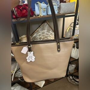 NWT Elegant Tan Tote Bag designer inspired